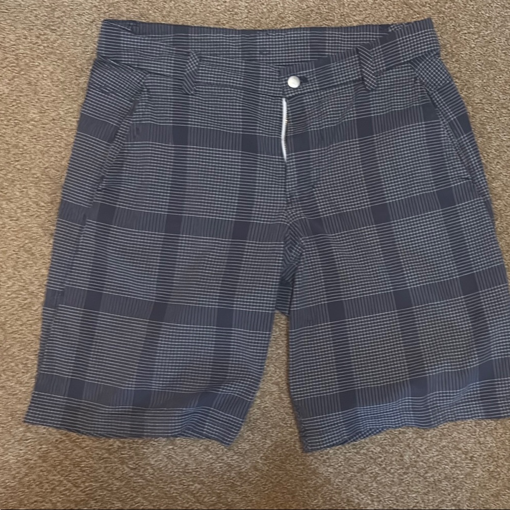 Lululemon Athletica Blue and White Flat Front Shorts-size 34